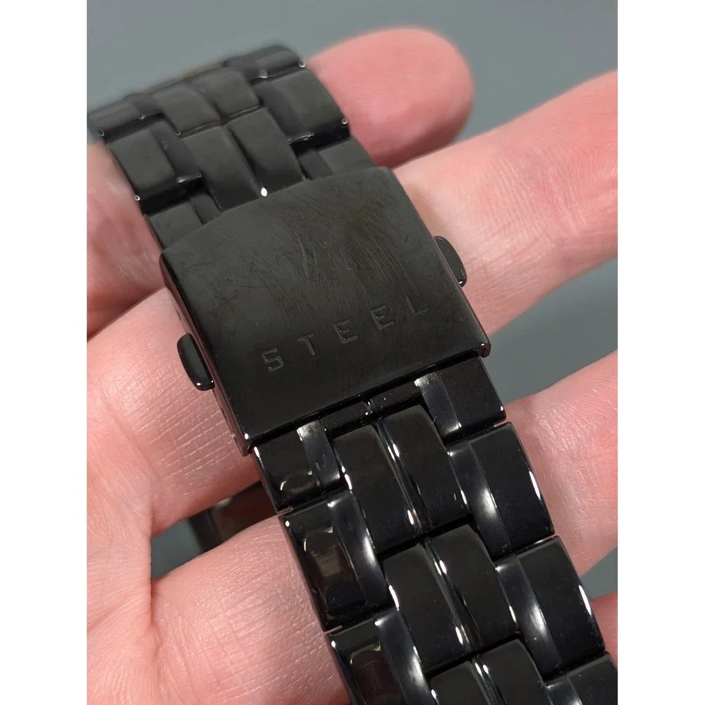 Guess sleek steel